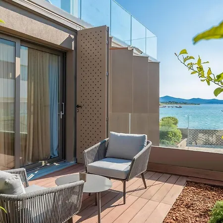 Dedaj - Tina Apartament Zadar