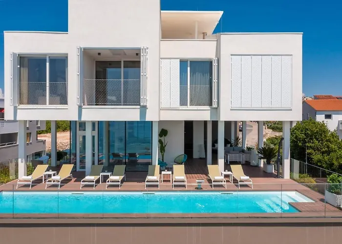 Dedaj - Tina Lägenhet *